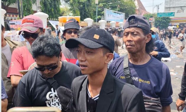 demo besar di Pati